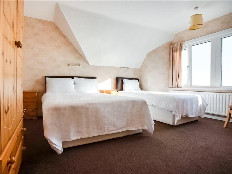 Oyo Grosvenor House Hotel スケッグネス エクステリア 写真