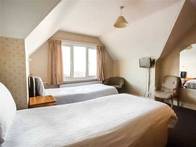 Oyo Grosvenor House Hotel スケッグネス エクステリア 写真