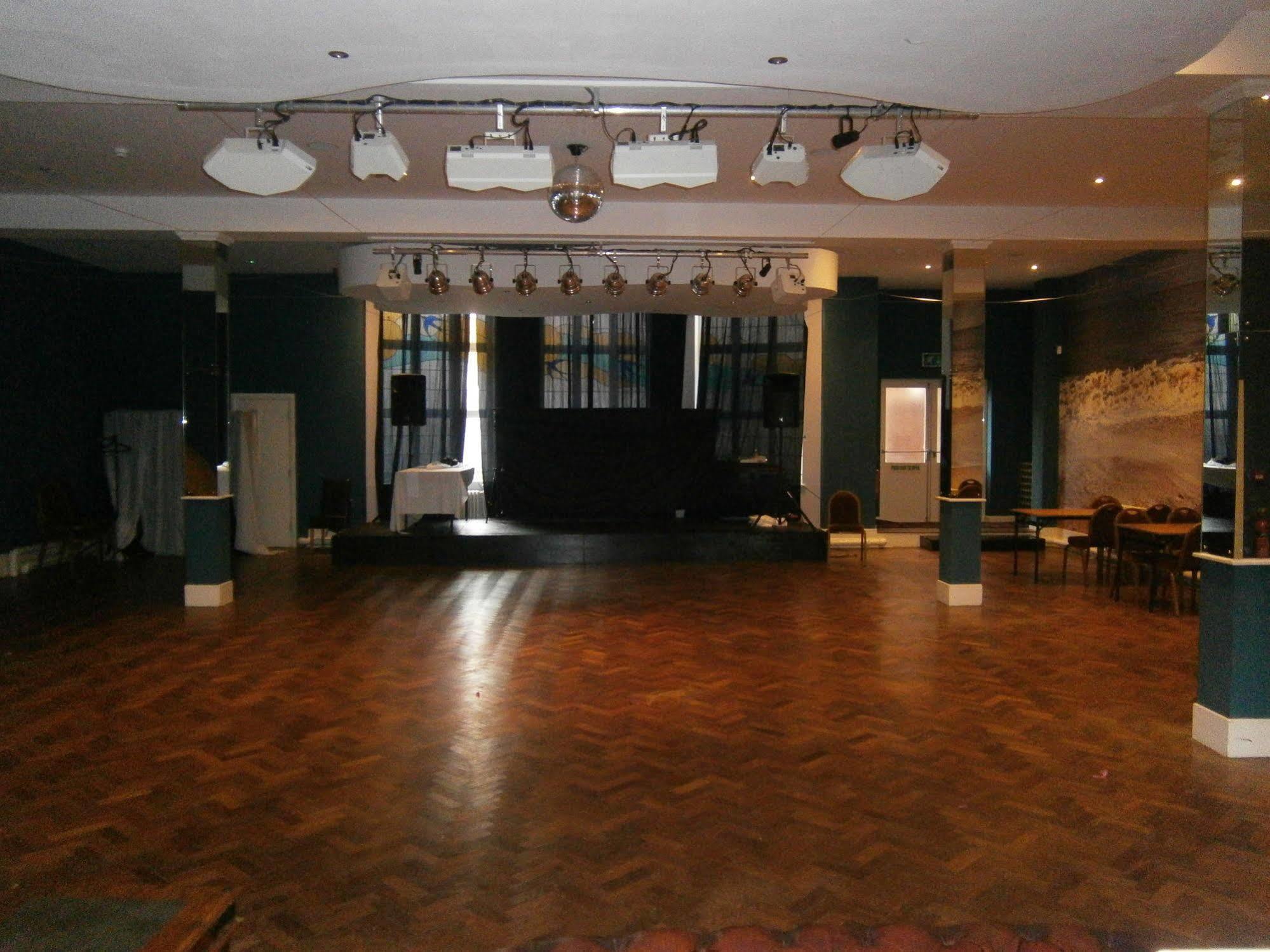 Oyo Grosvenor House Hotel スケッグネス エクステリア 写真